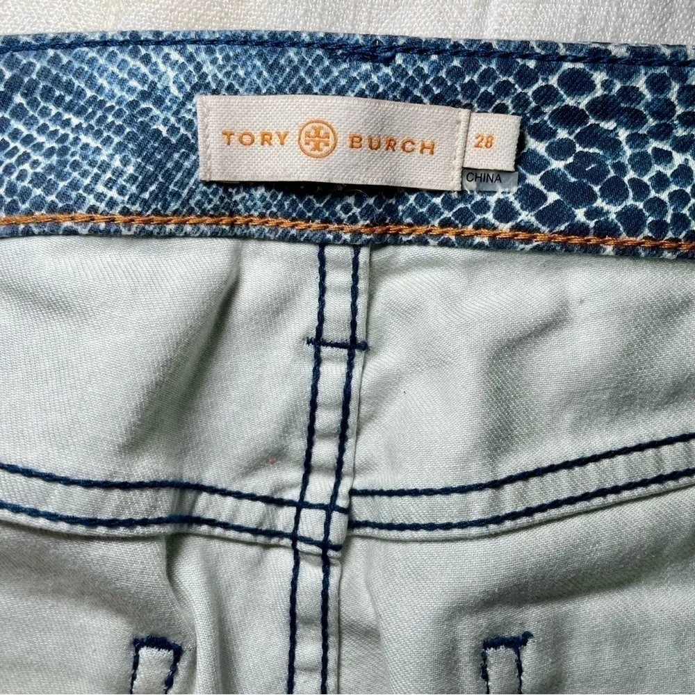 Tory Burch navy Boa Snakeskin print pants sz 28